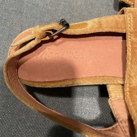 Madewell The Noelle Slingback Sandal in Velvet - Picture 8 of 8